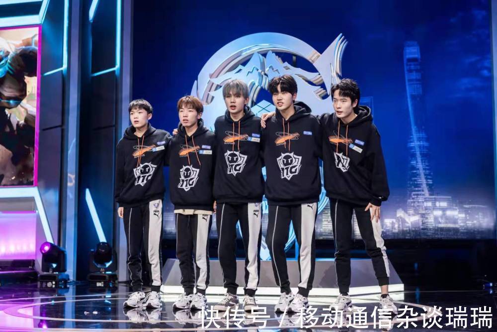 这位年轻的 这位年轻的