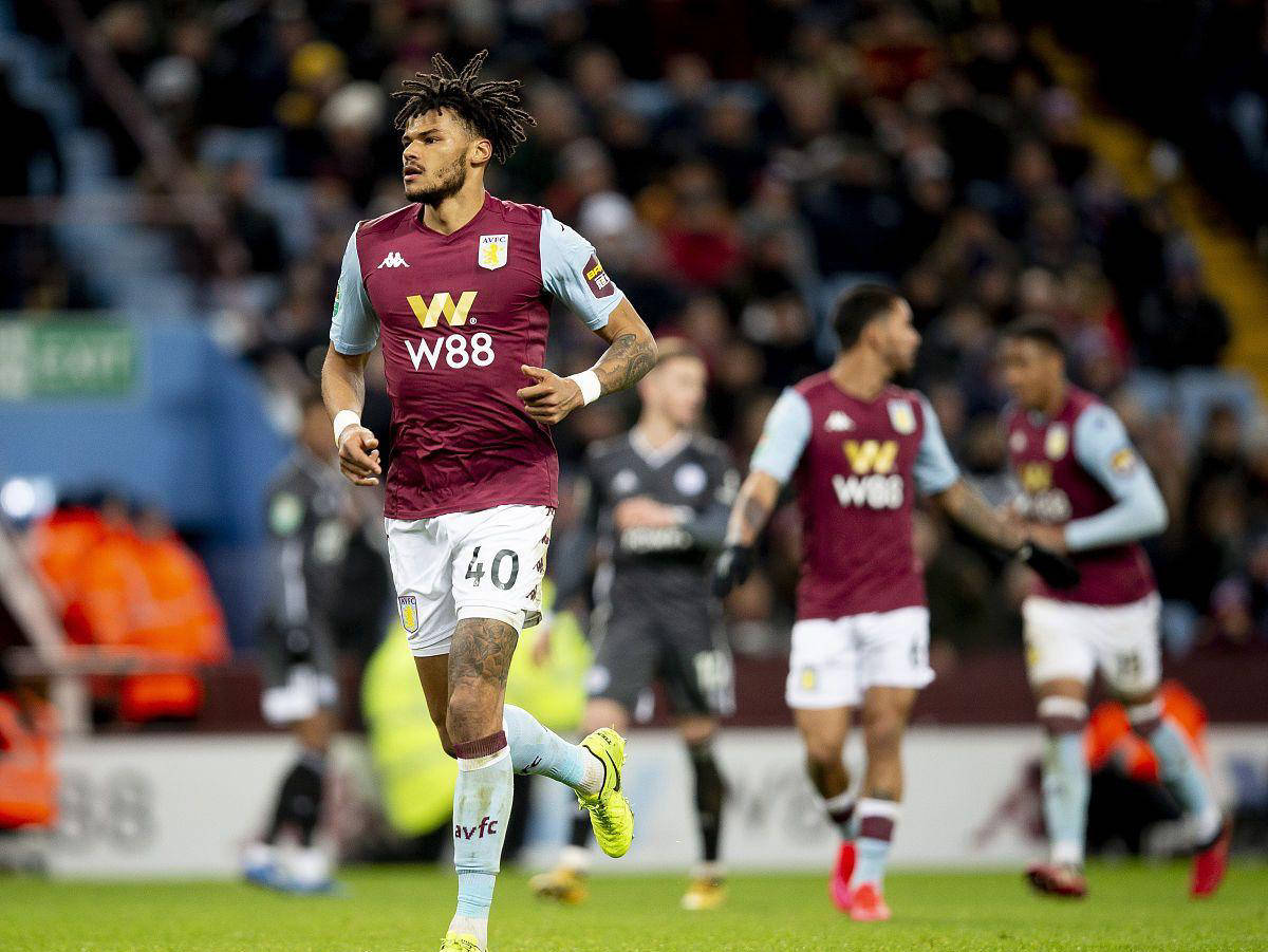 互相牵引 互相牵引