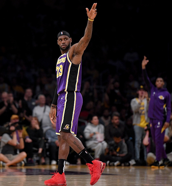 以攻对攻 以攻对攻